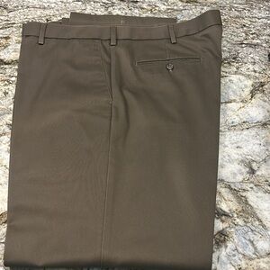 Dockers Straight Fit W42 L32